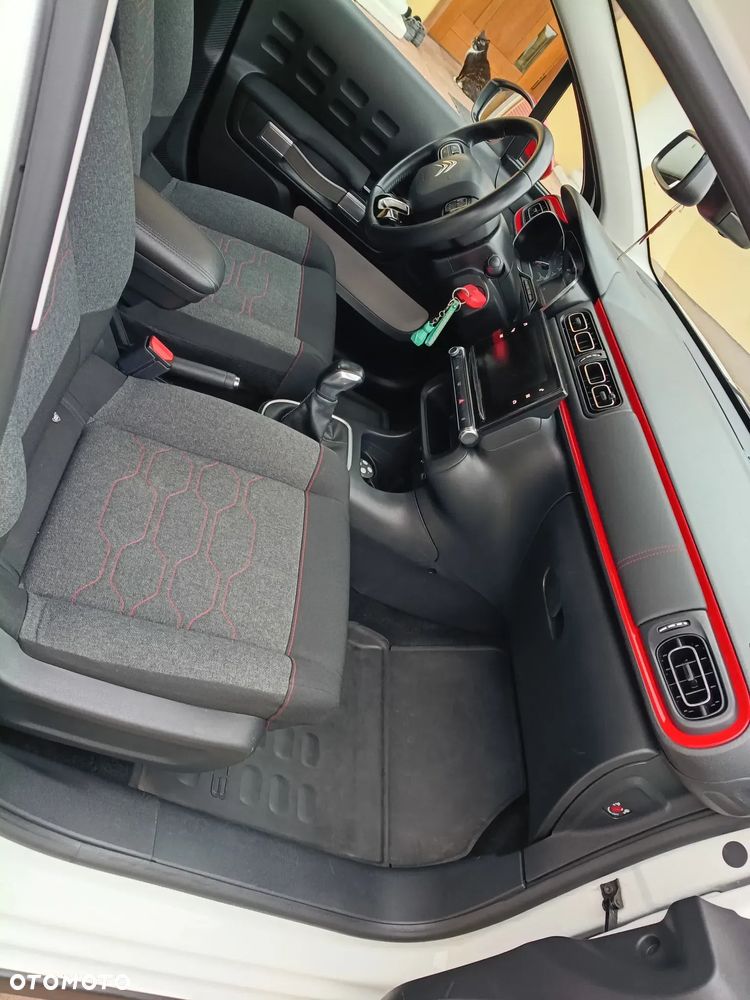 Citroën C3 1.2 PureTech Shine S&S - 14