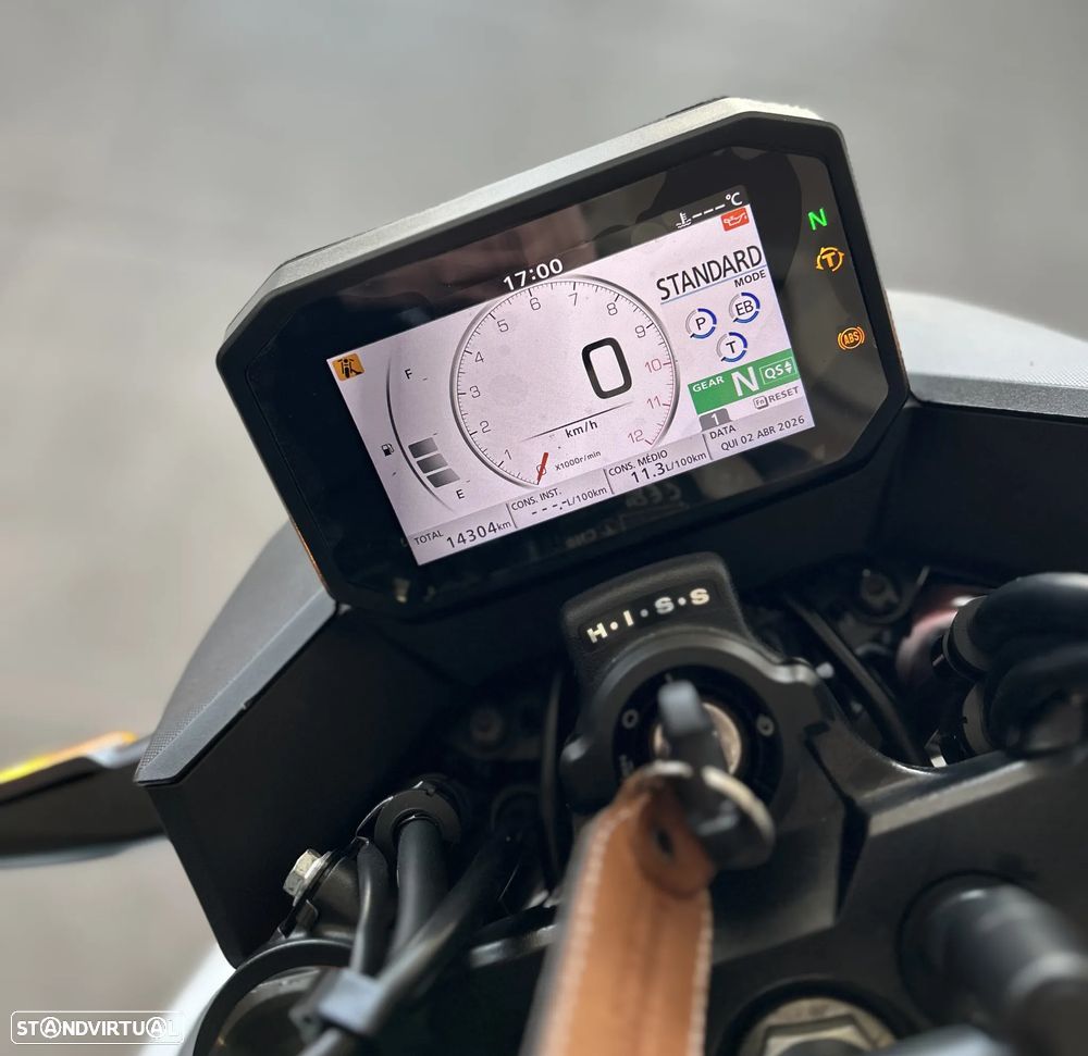 Honda CB 750 HORNET - 6