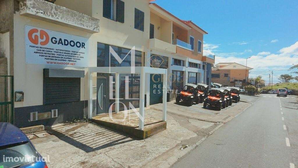 Armazém com 280m2 no Caniçal com Rendimento Estável - Grande imagem: 3/14