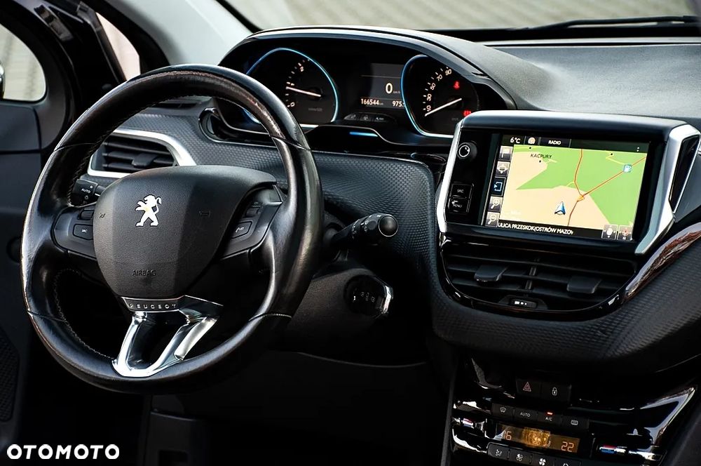 Peugeot 2008 BlueHDi FAP 120 STOP & START Business-Line - 24