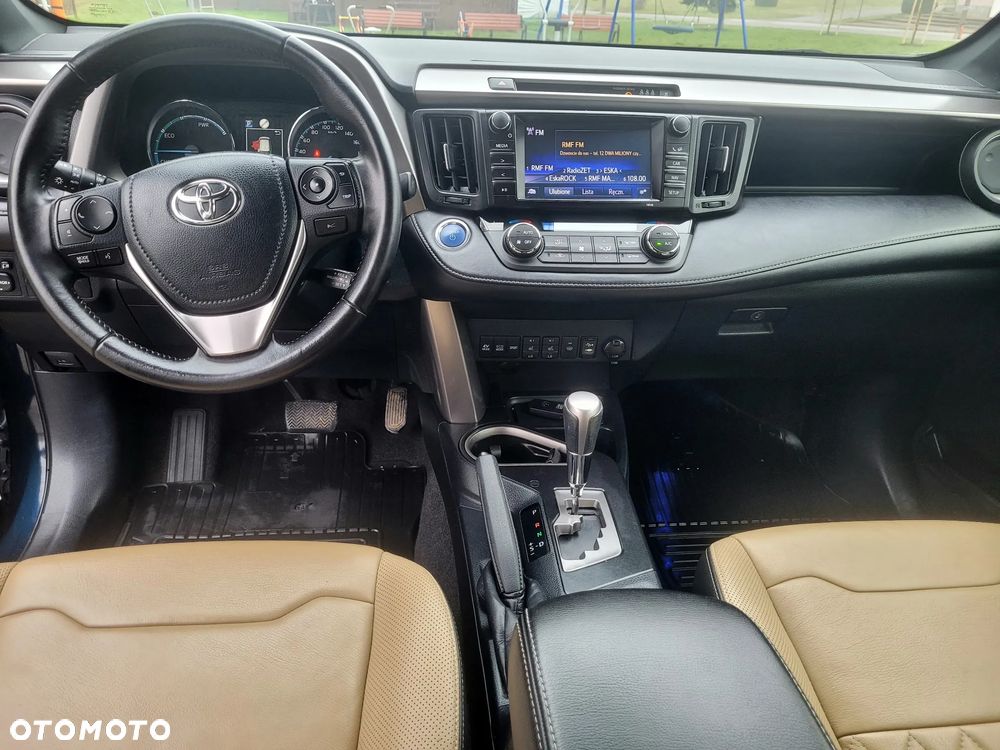 Toyota RAV4 Hybrid Selection 4x4 - 20