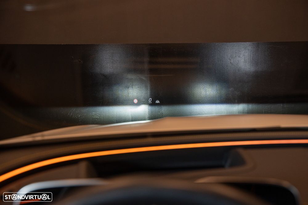 Mercedes-Benz E 53 AMG Hybrid 4Matic+ - 23