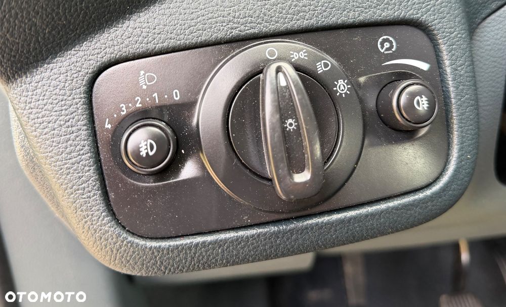 Ford C-MAX 1.6 Ti-VCT Trend - 27