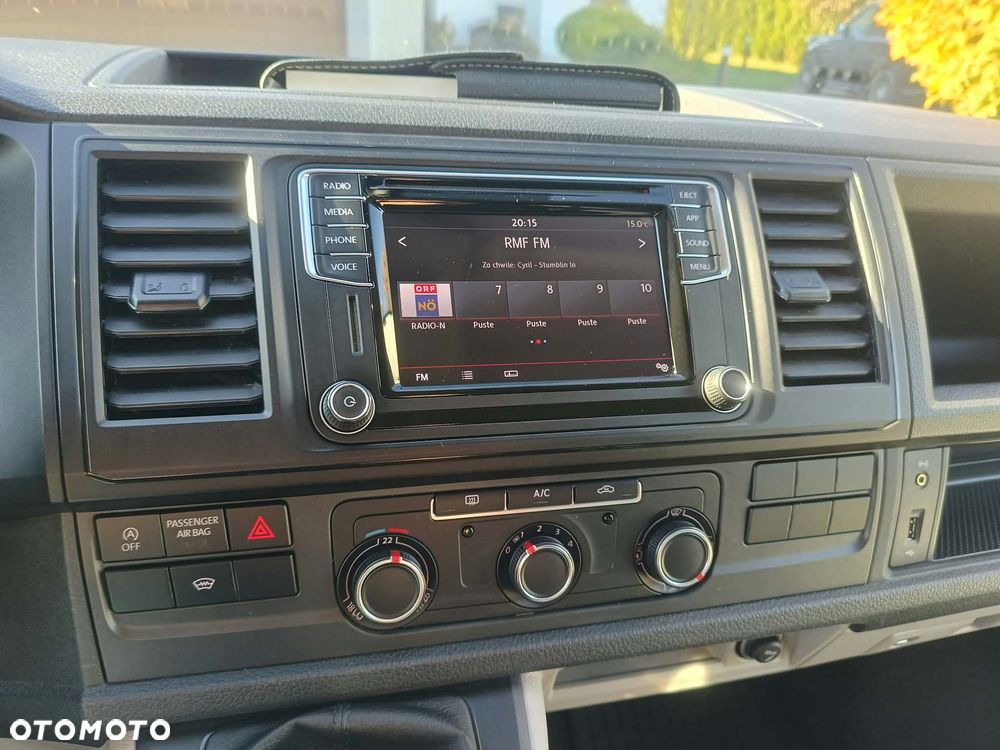 Volkswagen Transporter - 22