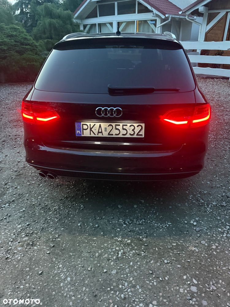 Audi A4 Avant 2.0 TDI DPF clean diesel multitronic S line Sportpaket - 5
