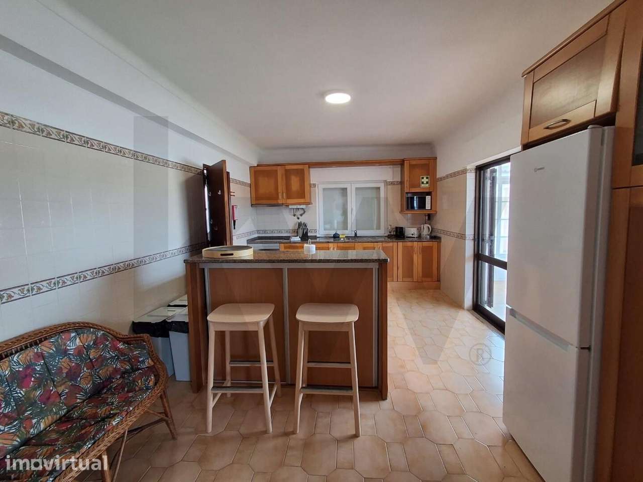 Moradia T5 Segunda Linha de Mar em Santa Cruz - Grande imagem: 5/33