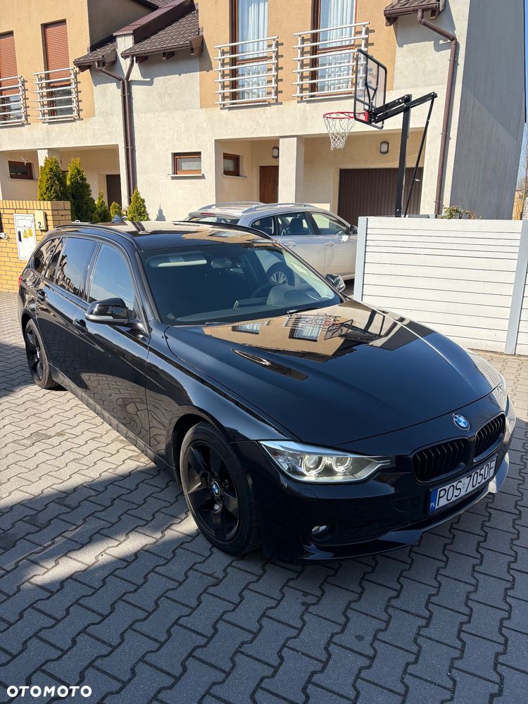 BMW Seria 3 320d Efficient Dynamics Edition Blue Perf Luxury Line - 2