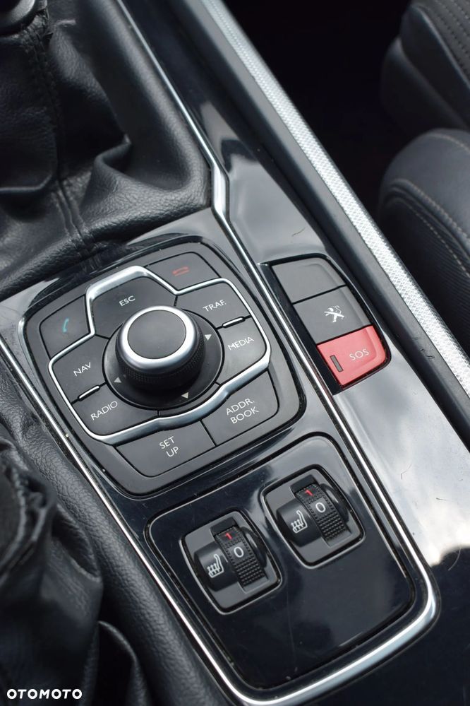 Peugeot 508 1.6 T Allure - 18