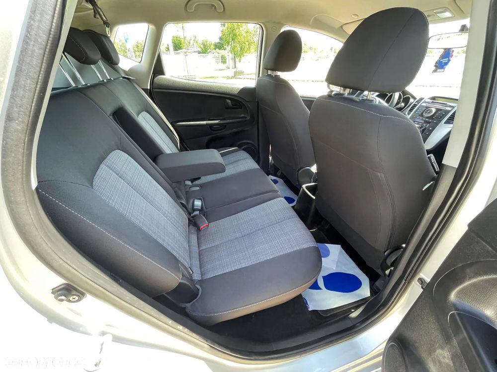 Kia Venga 1.6 CVVT Automatik Dream-Team Edition - 13