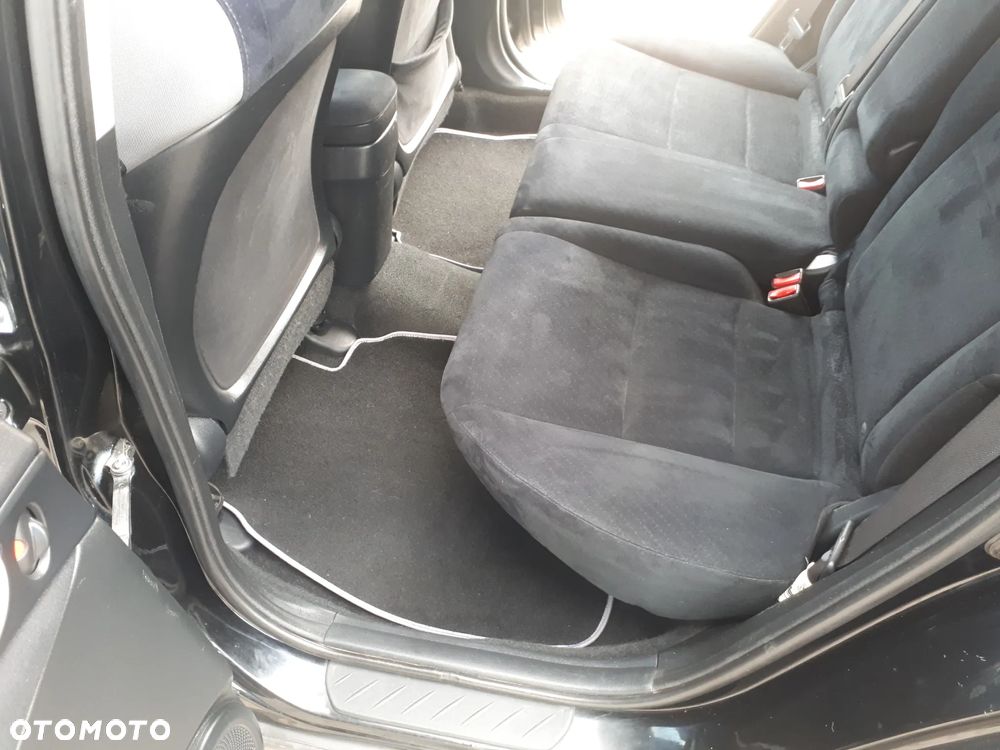 Honda Civic 1.8 Executive - 19