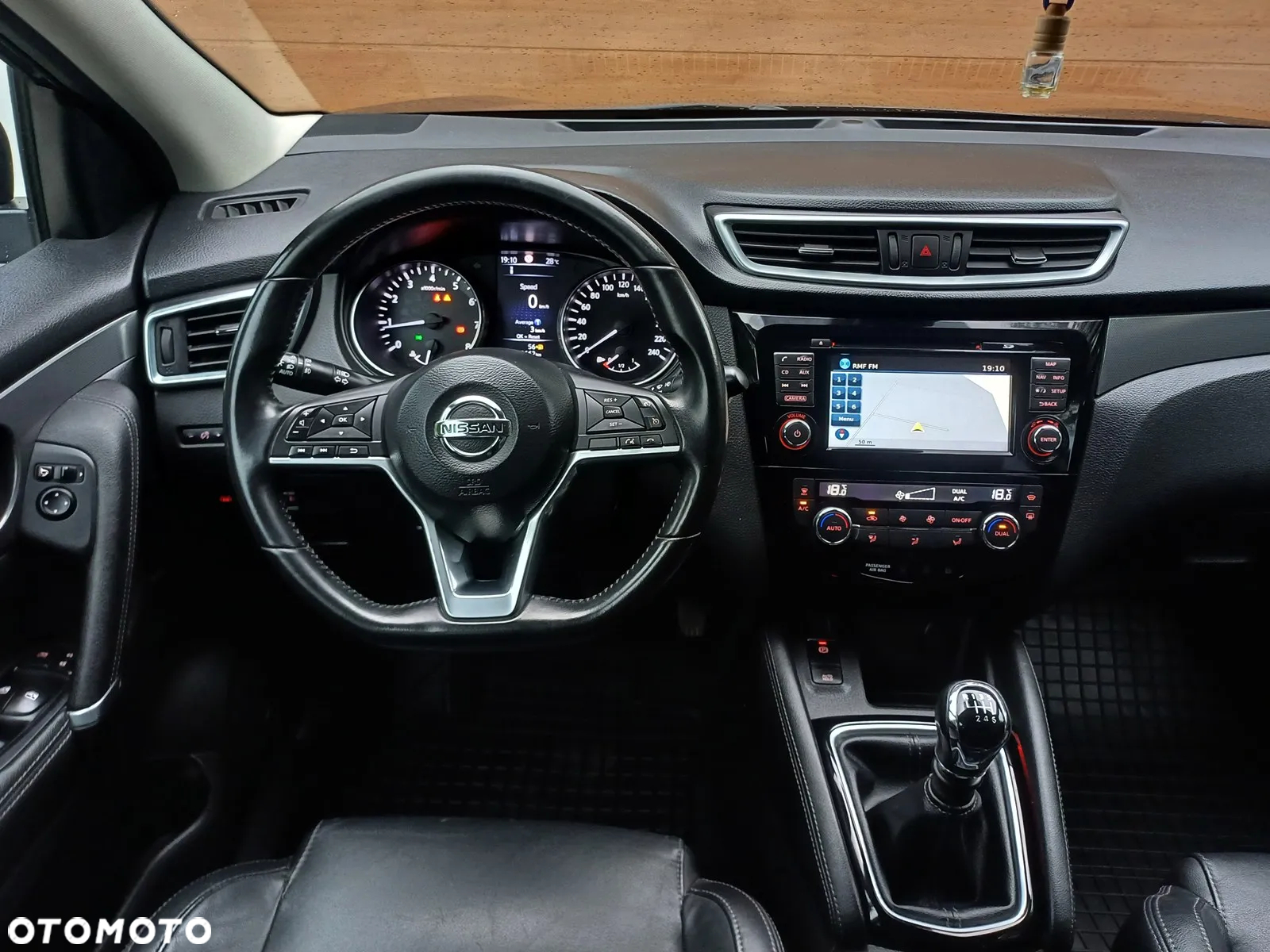 Nissan Qashqai - 12