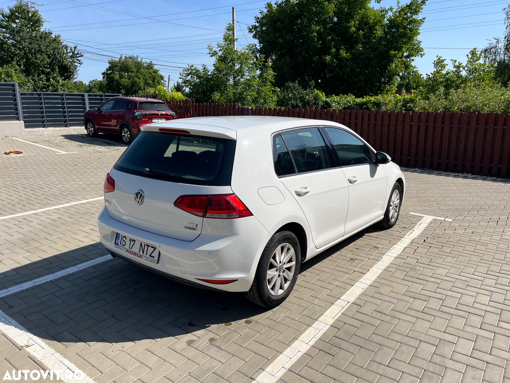 Volkswagen Golf - 15