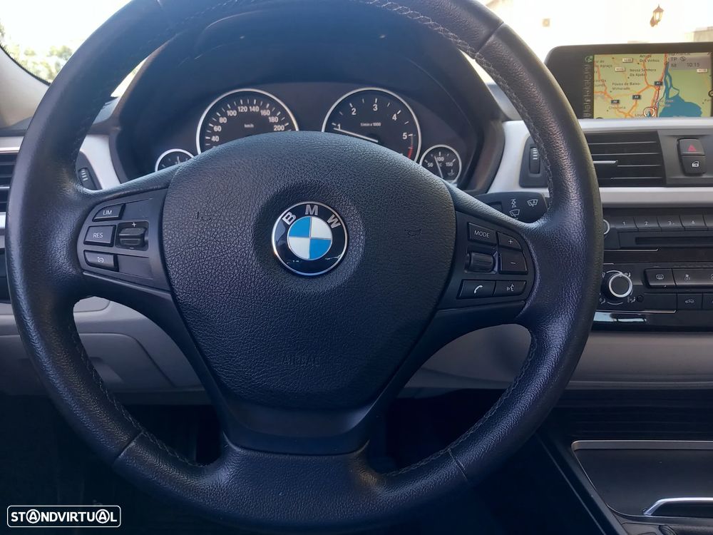 BMW 320 d Line Sport - 18
