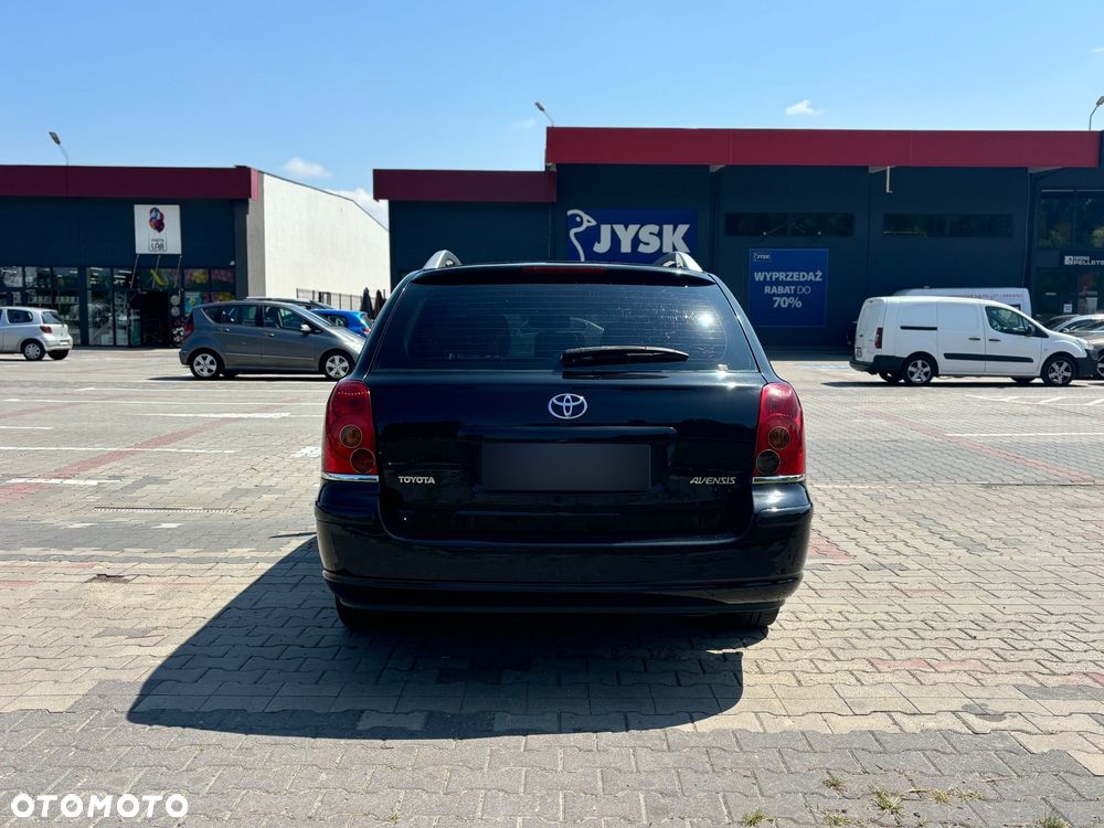 Toyota Avensis 1.8 VVT-i Combi - 5