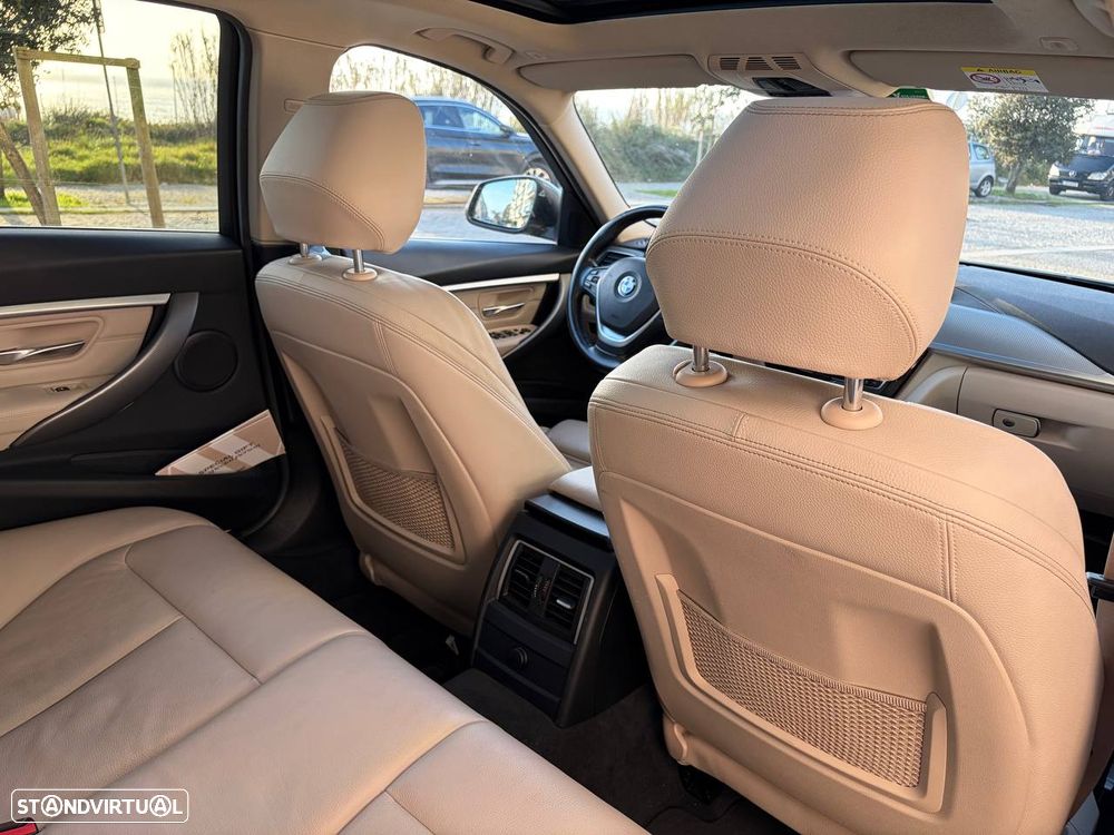 BMW 330 i xDrive Aut. Sport Line - 12