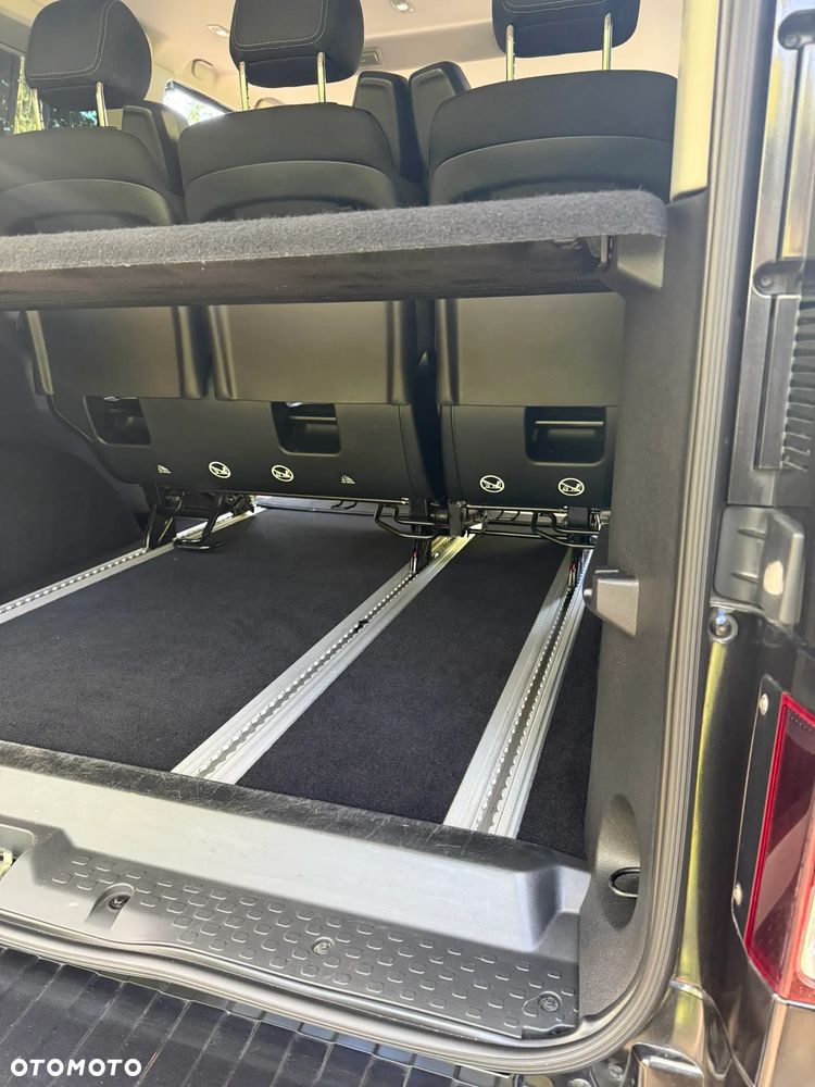 Renault Trafic Grand 2.0 dCi EDC - 37