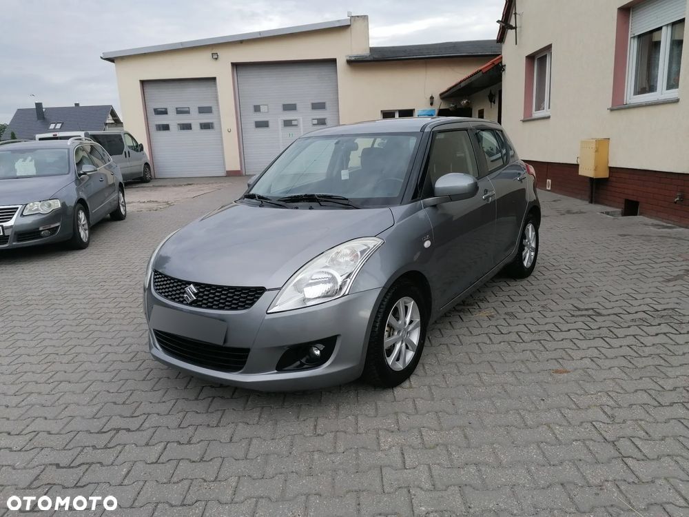 Suzuki Swift - 4