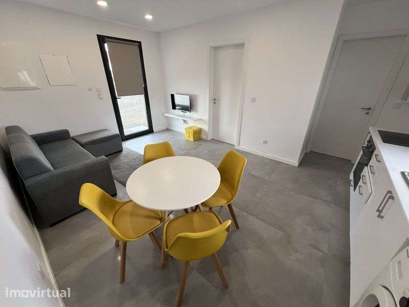 Apartamento T1 em Sao Vicente Ferreira - Grande imagem: 2/4