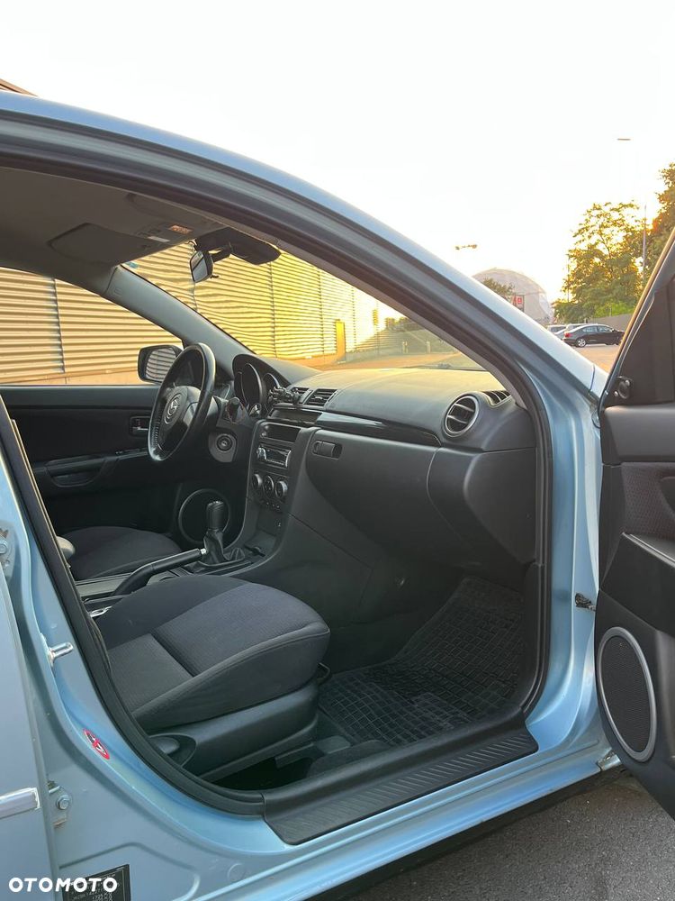 Mazda 3 1.6 Sport Active - 11