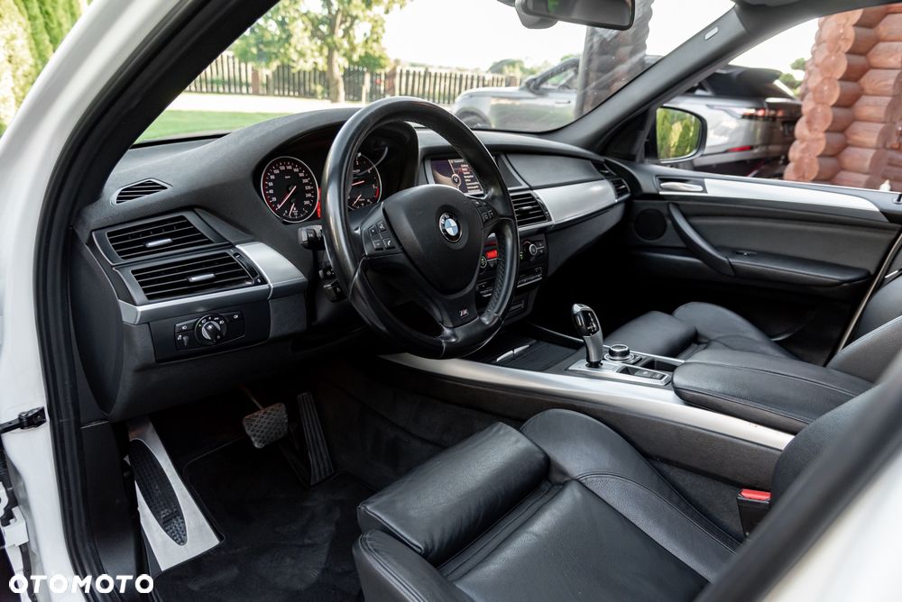 BMW X5 xDrive40d - 16