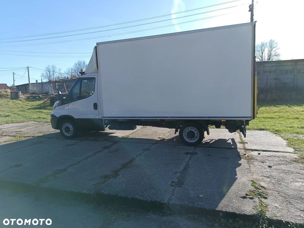 Iveco Daily KONTENER+ WINDA ZEPRO (750kg) 2.3 diesel 156 kM AUTOMAT 2017 WEBASTO, KAMERA, NAVI, GOTOWY DO PRACY! - 12