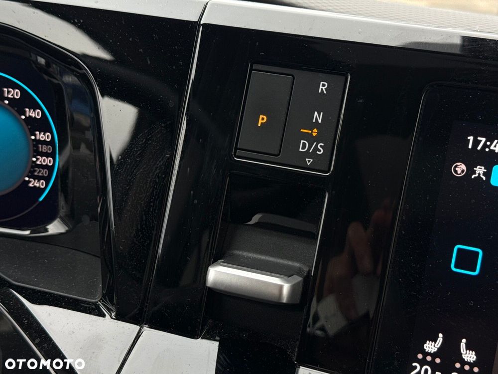 Volkswagen Multivan 2.0 TSI L2 Style DSG - 21