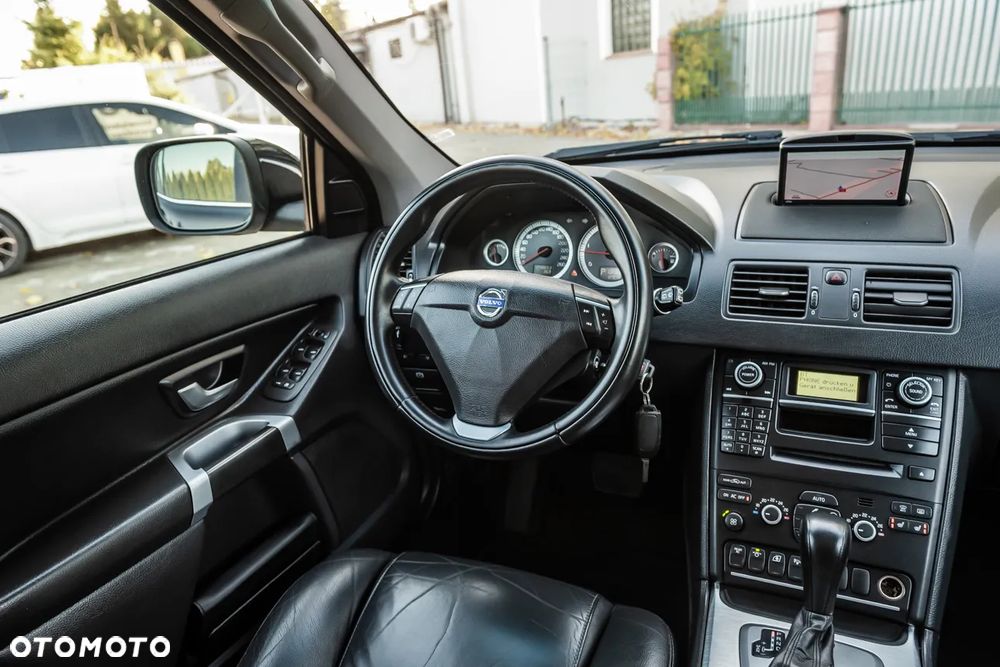 Volvo XC 90 D5 AWD R-Design - 24