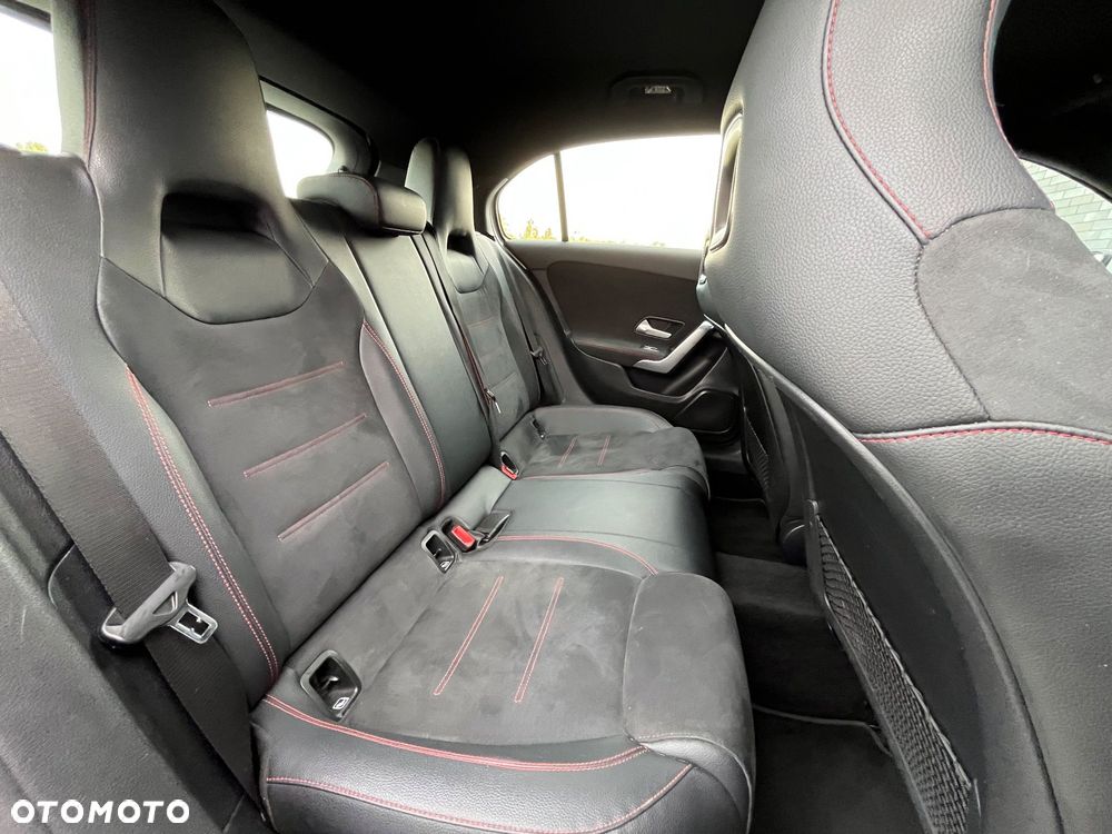 Mercedes-Benz Klasa A 180 AMG Line 7G-DCT - 22