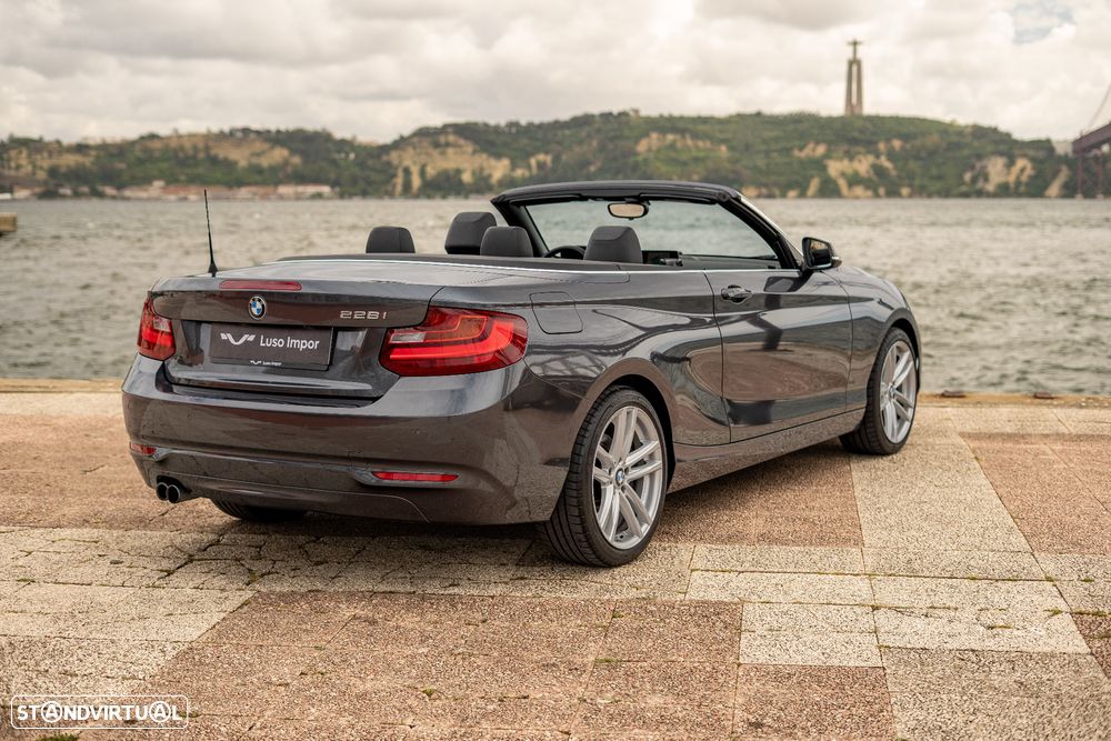 BMW 228 i Auto - 9