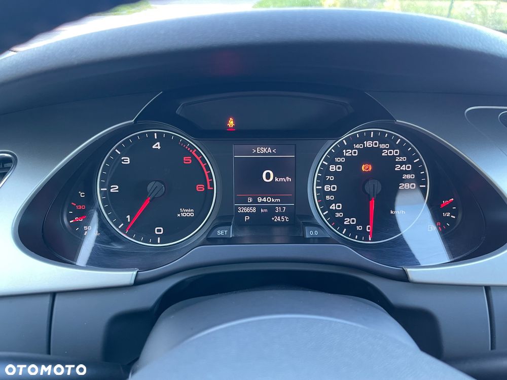 Audi A4 Avant 2.0 TDI Multitronic - 9