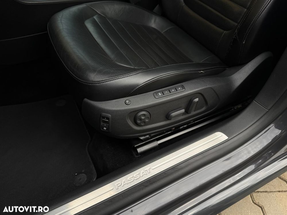 Volkswagen Passat 2.0 TDI 4Motion DSG BlueMotion Tech Highline - 32
