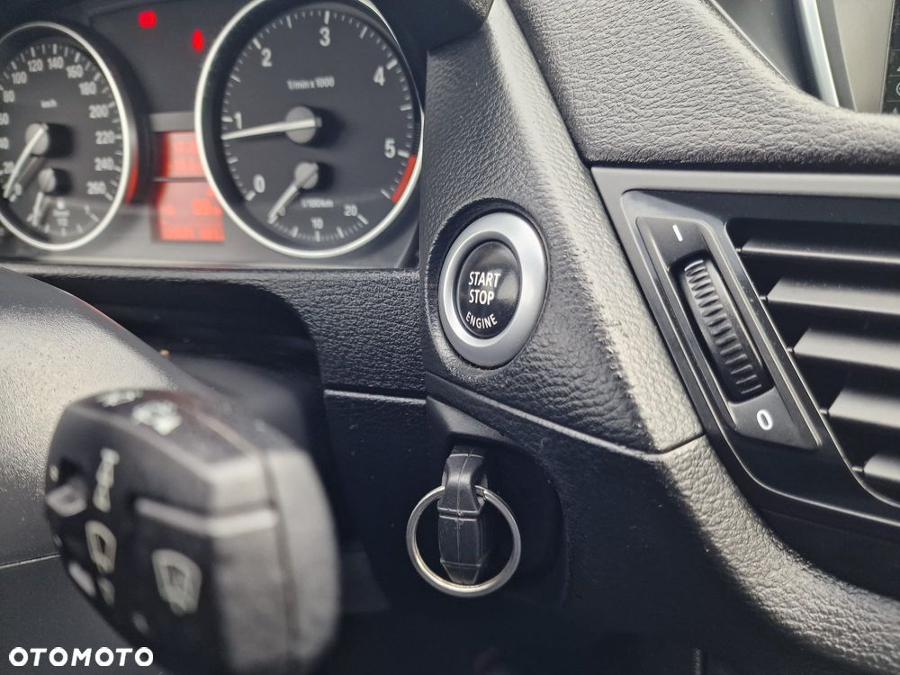 BMW X1 sDrive20d - 22