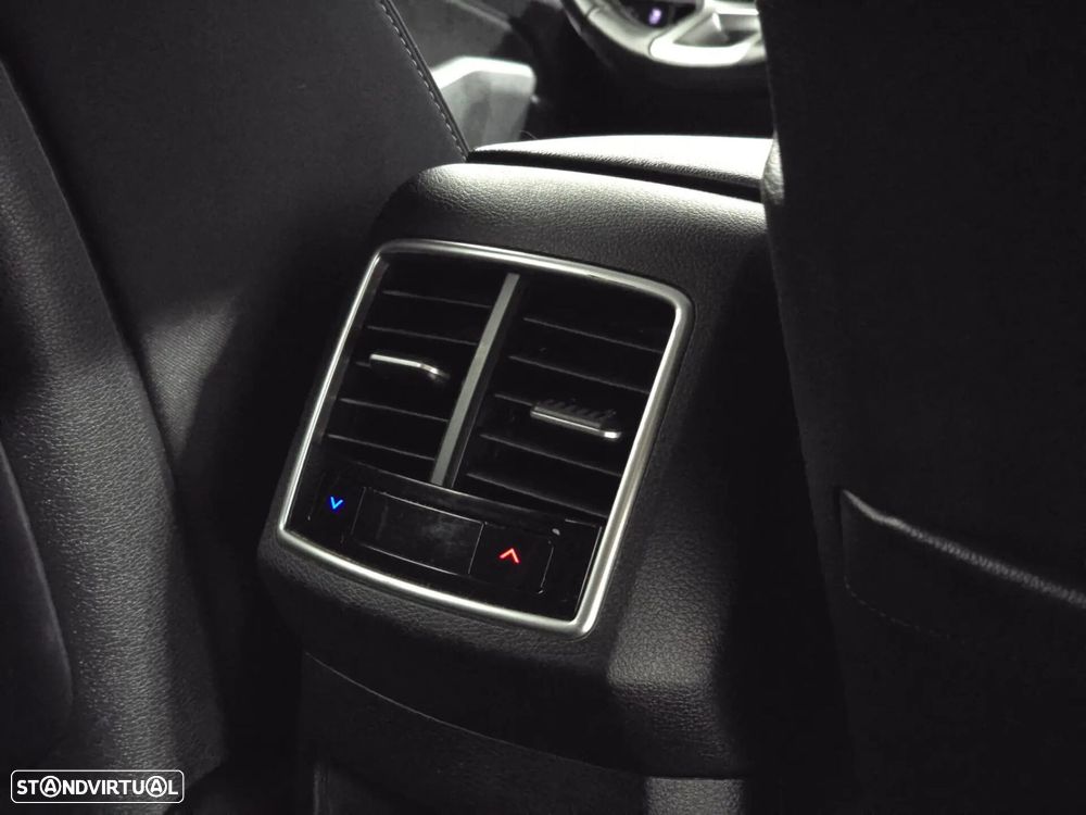 Kia Sportage - 40