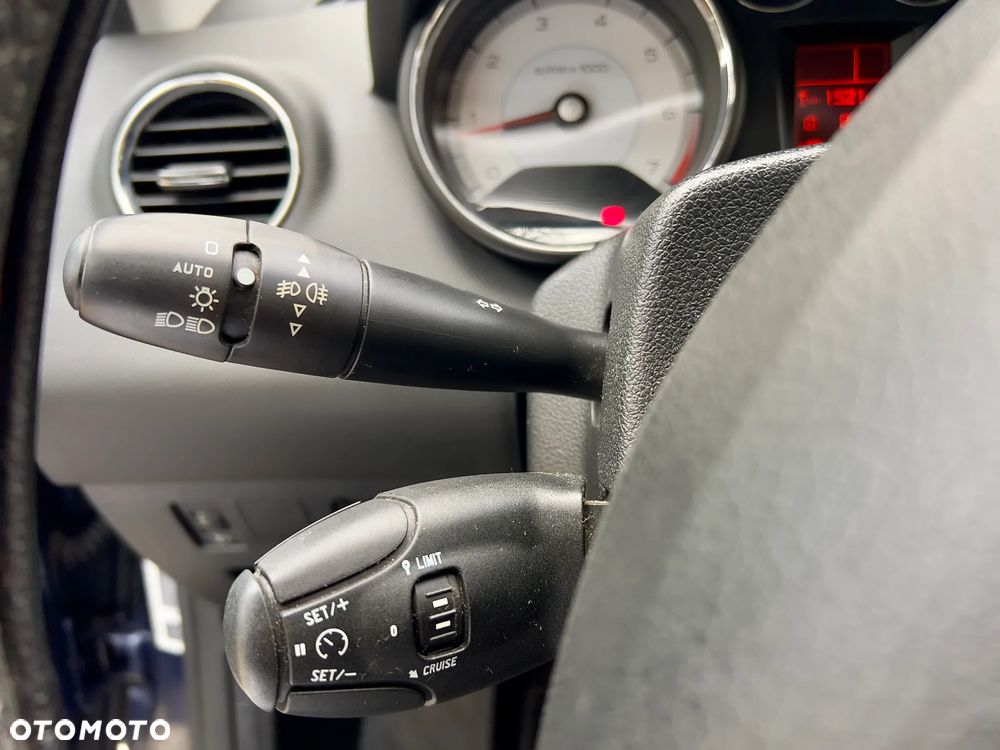 Peugeot 308 120 VTi Premium - 11