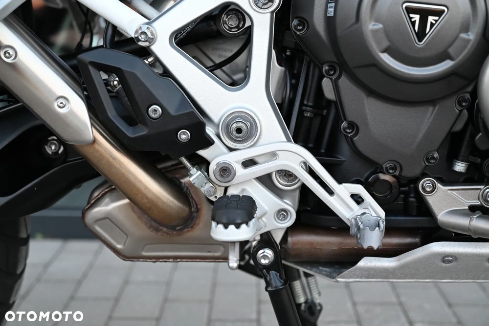 Triumph Tiger - 33