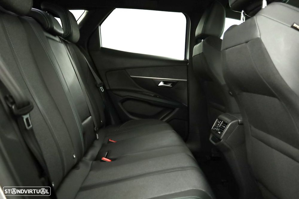 Peugeot 3008 1.5 BlueHDi Allure Pack EAT8 - 23