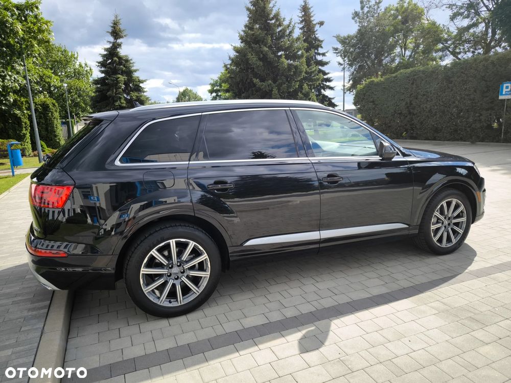 Audi Q7 - 11