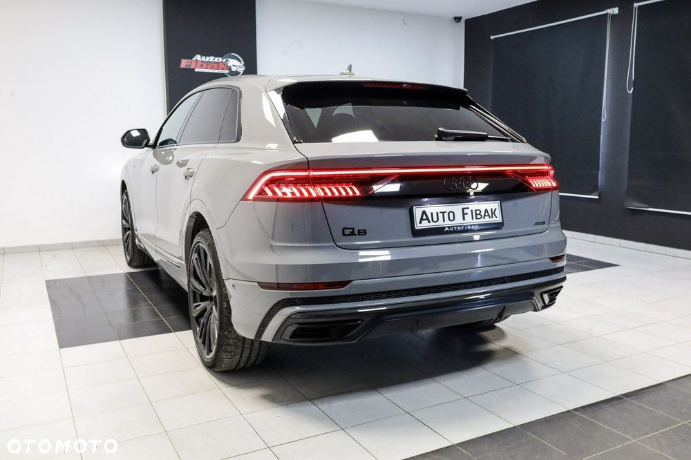 Audi Q8 - 13