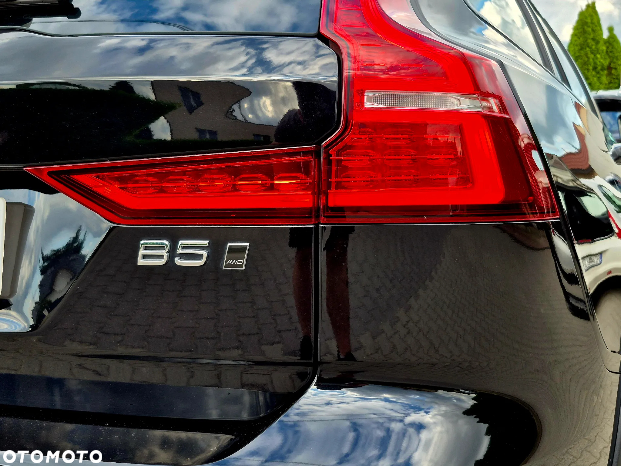 Volvo V60 Cross Country Plus B5 B AWD - 29