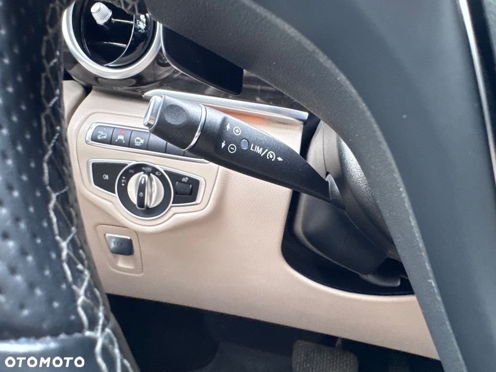 Mercedes-Benz Klasa V 250 d 4-Matic Avantgarde 7G-Tronic (ekstra d³) - 35