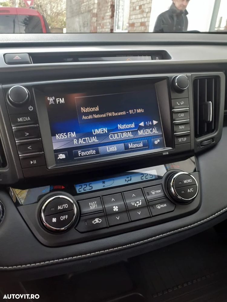 Toyota RAV4 2.0 D-4D 2WD Luxury - 4