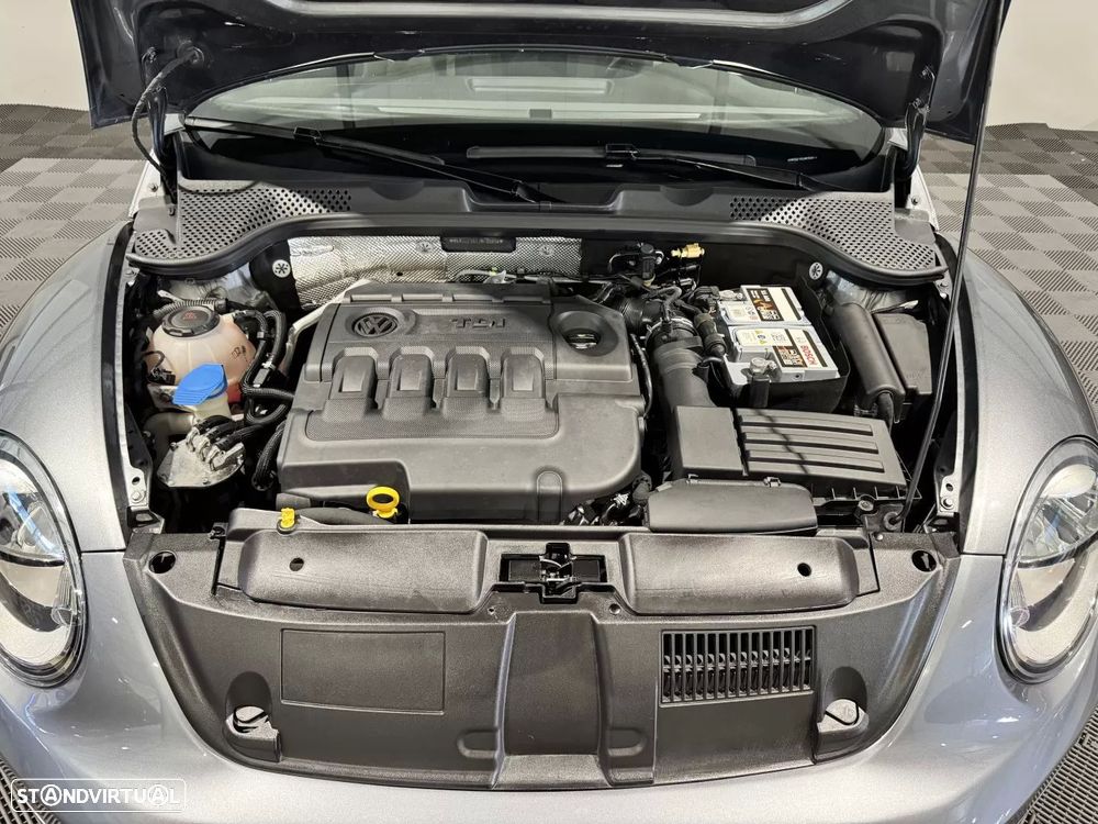 VW New Beetle 2.0 TDI Design - 39