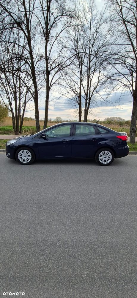 Ford Focus 1.6 Trend - 15