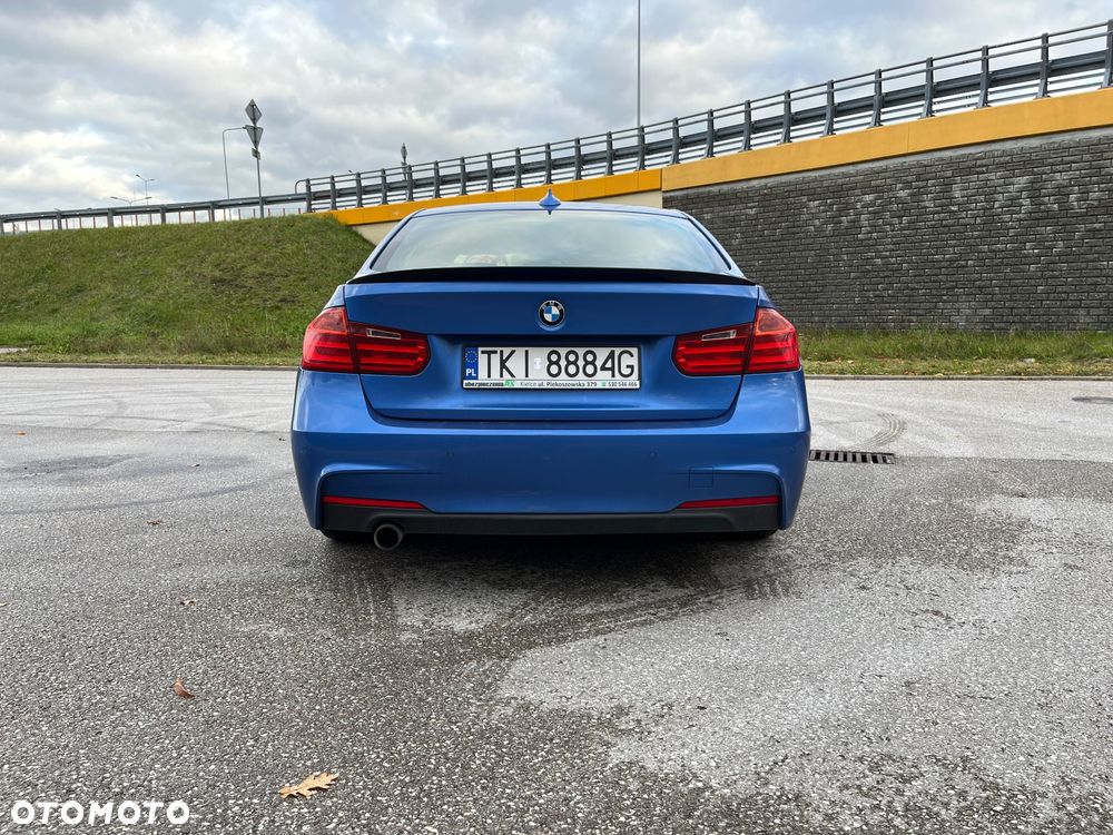 BMW Seria 3 320i M Sport - 5