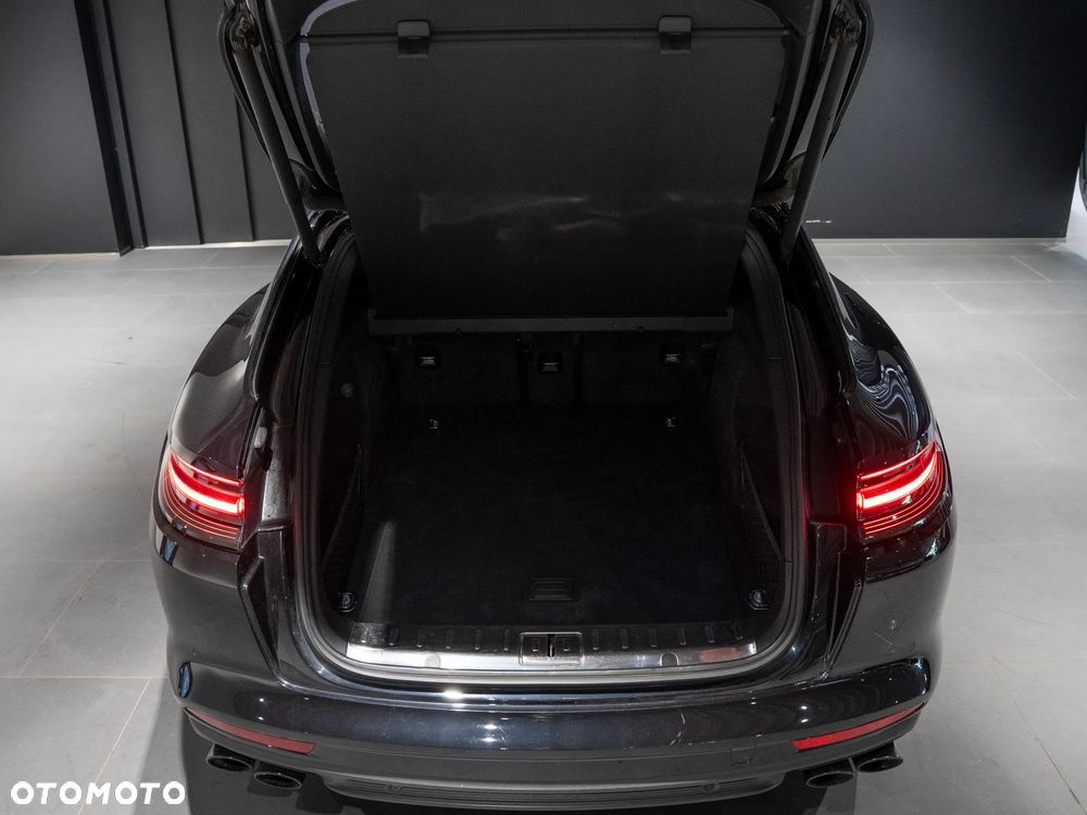 Porsche Panamera Turbo - 15