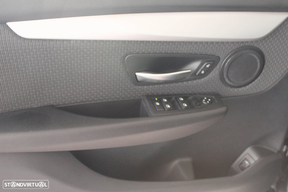BMW 216 Active Tourer d Advantage - 6