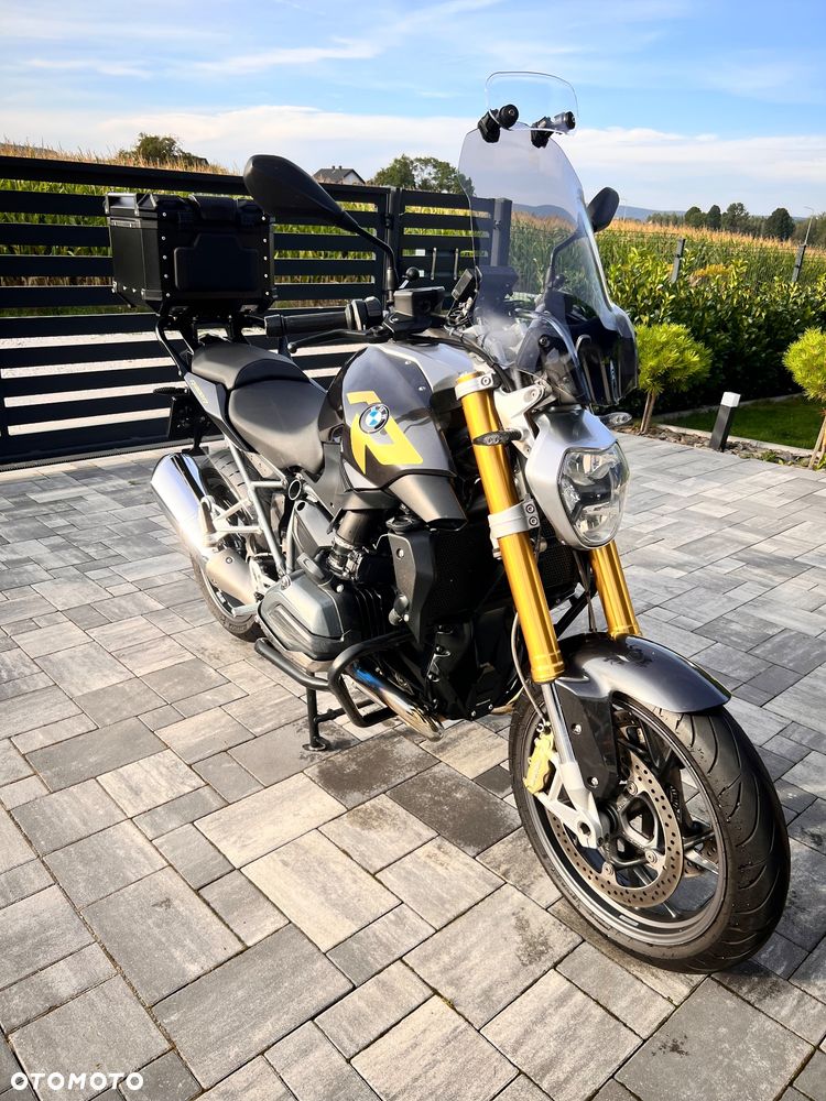 BMW R - 19