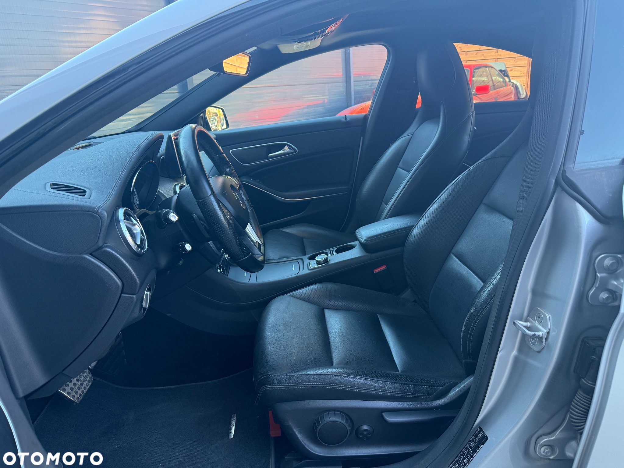 Mercedes-Benz CLA 220 CDI 7G-DCT AMG Line - 23