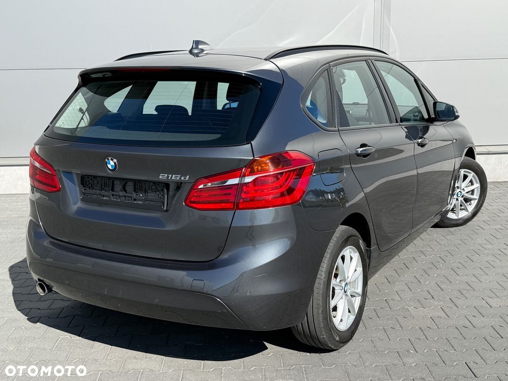 BMW Seria 2 216d Luxury Line - 9