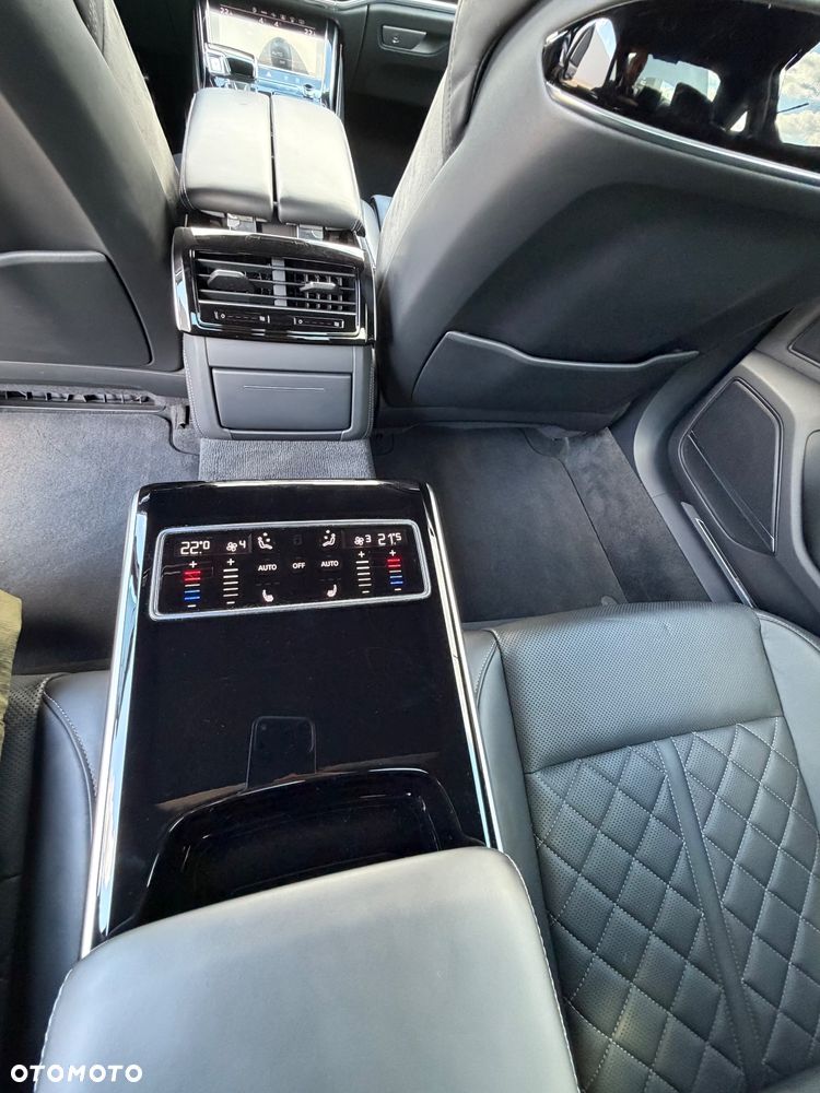 Audi S8 TFSI quattro tiptronic - 30